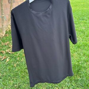 lululemon athletica Black Short Sleeve Tee